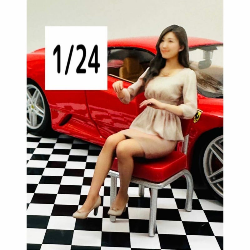 143☆joy2☆台付☆フィギュア☆164より大☆ミニカーに☆ジオラマ 143☆joy2☆台付☆フィギュア☆164より大☆ミニカーに☆ジオラマ