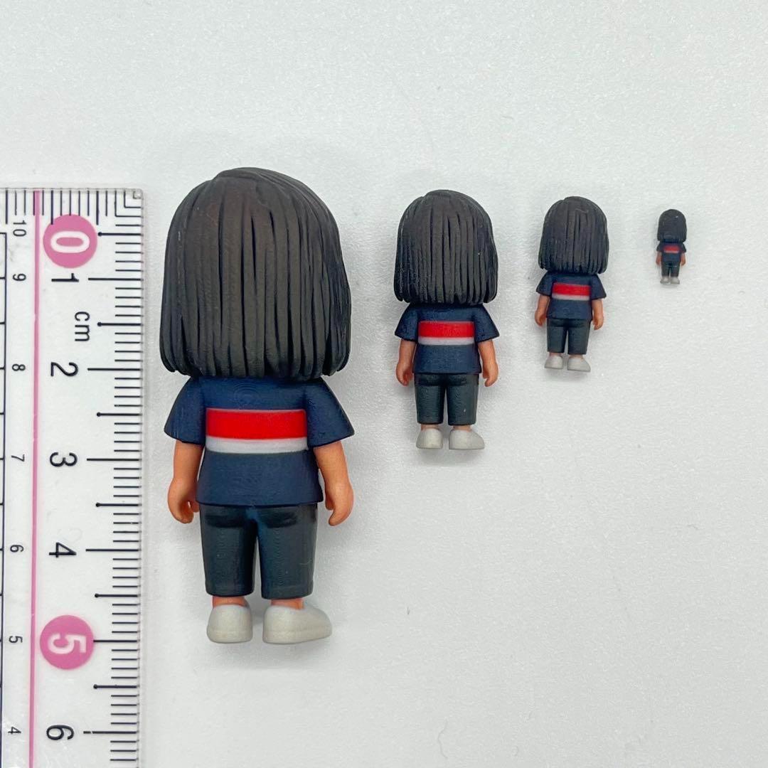1/35 高校生男女　フィギュア2体　1/64より大　完成品　ミニチュア 1/24 1/43 1/64 1/150 フィギュア四体 完成品 ミニチュア AI