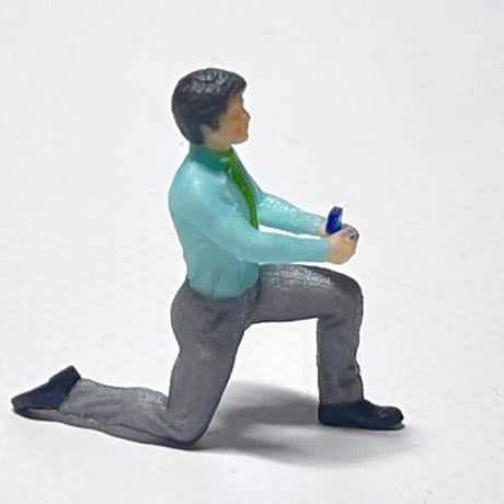 1/64 フィギュア　結婚してください　完成品　ミニカー　ジオラマに　3D