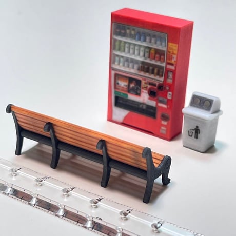 1/43 立体自販機　空き缶入れ　ベンチ　ミニチュア　フィギュア　1/64より大