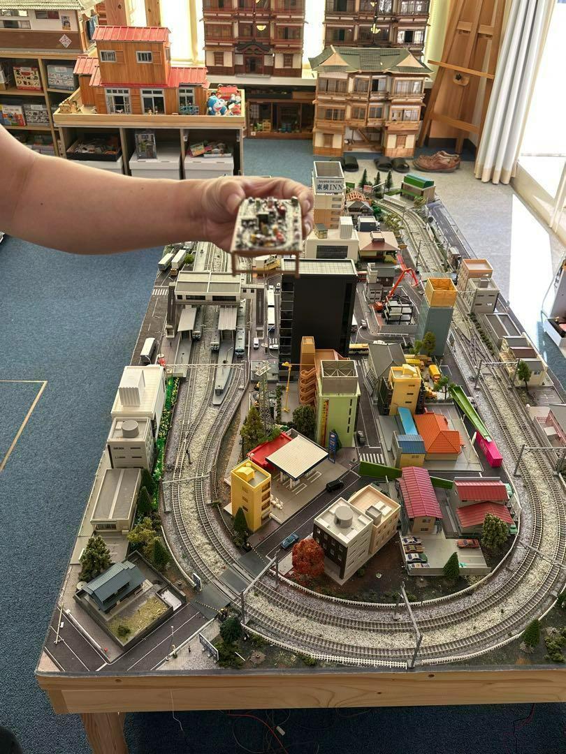 ミニチュア☆鉄道模型☆ゲージより小☆フィギュアに☆ミニジオラマ