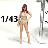 1/43 フィギュア　ビキニ　水着　1/64より大　ミニカーに　ジオラマ