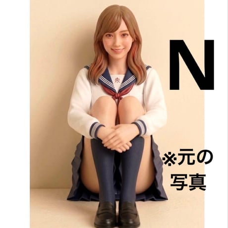 Nゲージ　フィギュア　1/150 セーラー服　体育座り　鉄道模型　1/64より小