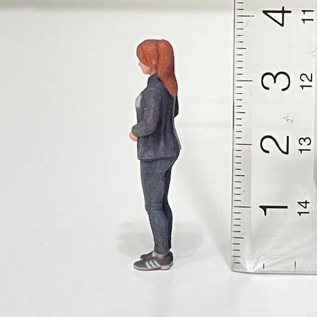 1/43 コンビニ店員L フィギュア　リアルフィギュア　ミニチュアイメージ　ローソン風　完成品　３Dフィギュア　ミニカー　ジオラマ