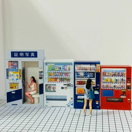 1/24 証明写真機　自販機　フィギュアに　ミニチュア　ドールハウスに　ジオラマ