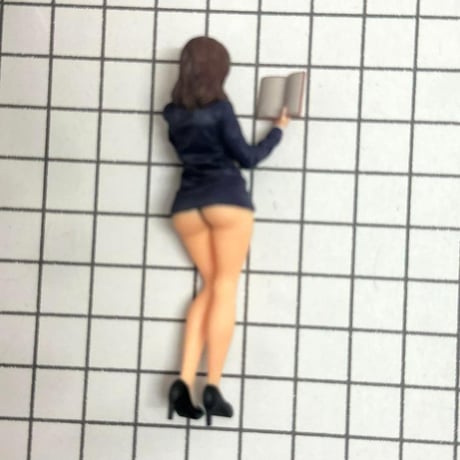 1/24 教師　オーシャンコスモス　フィギュア　1/64より大　ミニカーに