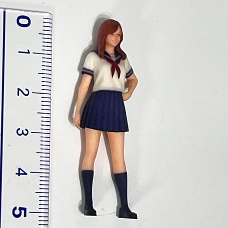 1/32 フィギュア　JK セーラー服　ミニカー　ジオラマ　1/64より大