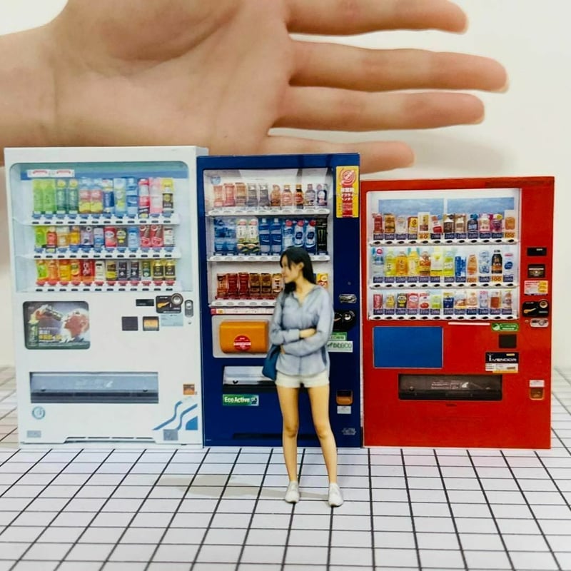 1/24 レトロ自販機 ジオラマ 1/24 自販機3台 フィギュアに ジオラマに ジオラマ ドールハウス