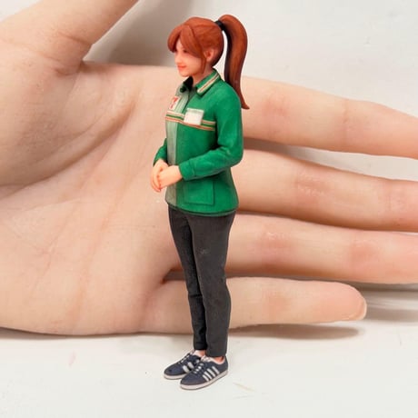 1/18 コンビニ店員L フィギュア　ドールハウスに　完成品　1/64より大 1/18 コンビニ店員S フィギュア ドールハウスに リアルフィギュア 完成