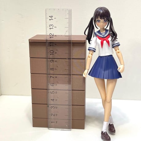 ミニチュア　タンス　家具　ドールハウスに　リーメントに　1/10 1/12などに