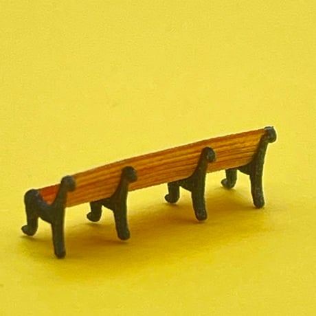 Nゲージ　1/150 ベンチ　ミニチュア　フィギュアに　1/64より小　鉄道模型　ジオラマ　レイアウト　３D