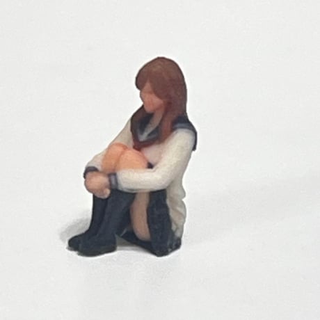 1/64 体育座り　フィギュア　JK ミニチュア　女子高生　ミニカー　トミカに