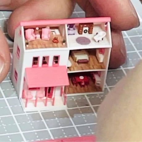 ミニチュア　3D ドールハウス　住宅模型　ジオラマ　タイニーハウス　リーメントに　ミニミニドールハウス　完成品