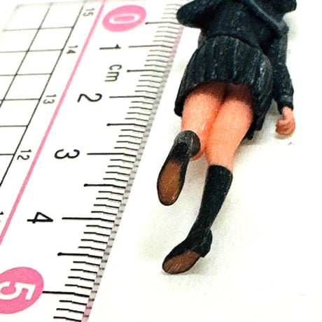 完成品　1/35 JK1 フィギュア　ミニカーに　リアルフィギュア　女子高生