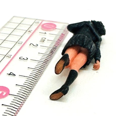 完成品　1/35 JK1 フィギュア　ミニカーに　リアルフィギュア　女子高生