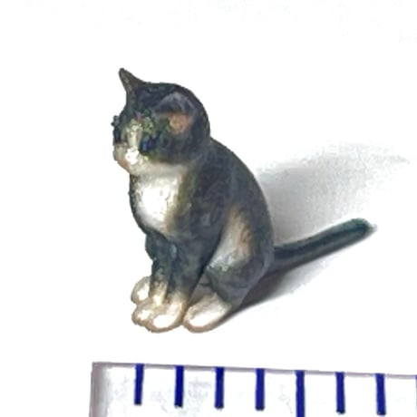 1/43 猫　完成品　フィギュア　ねこ　ネコ　フィギュア　ミニチュア　1/64より大