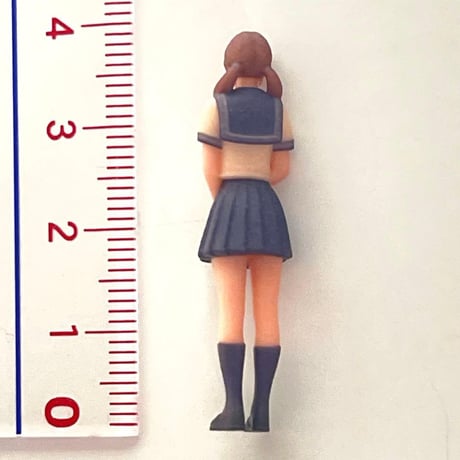 1/43 フィギュア　セーラー服　半袖　ミニカー　ジオラマ　1/64より大　JK