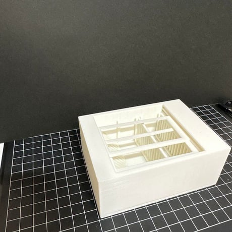 ミニチュア　業務用冷蔵庫　ドールハウスに　完成品　リーメントに　3Dプリンター