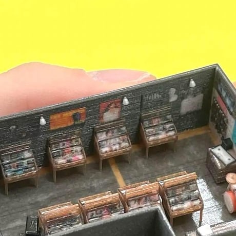 Nゲージ　レコードショップ　鉄道模型　住宅模型　ドールハウス　ミニチュアイメージ　フィギュアに　1/64より小 ジオコレに　レイアウト　ジオラマ　住宅模型　ドールハウス　ミニチュアイメージ　３D