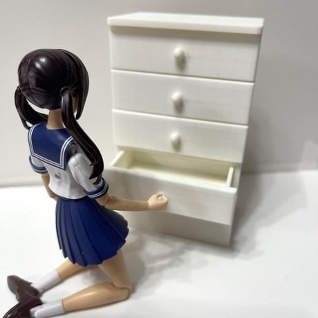 ミニチュア　タンス　白　家具　ドールハウスに　完成品　箪笥　チェスト