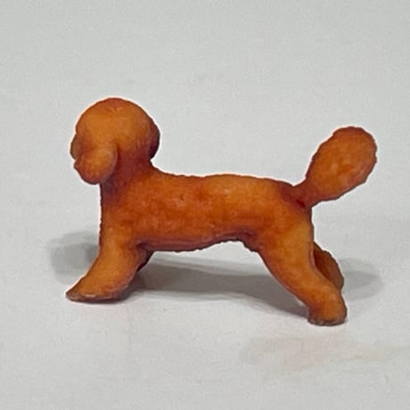 1/43 トイプードル　犬　フィギュア　ミニチュア　1/64より大　ミニカーに