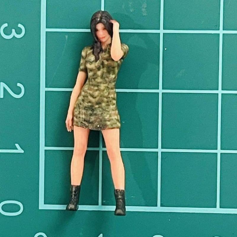 1/18★r4★フィギュア★完成品★1/64より大★ミニカーに ミニチュアイメー 1/48 JOY18 ミリタリー フィギュア 1/64より大 ミニカーに