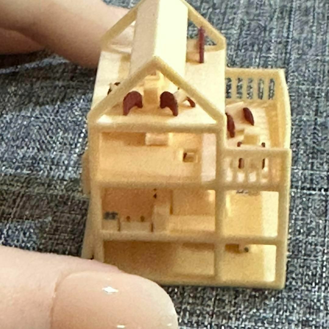 ミニチュア ミニミニドールハウス フィギュアに 1/64より小