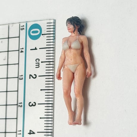 1/43 水着　女性　フィギュア ジオラマ　ミニカーに　完成品　ミニチュア