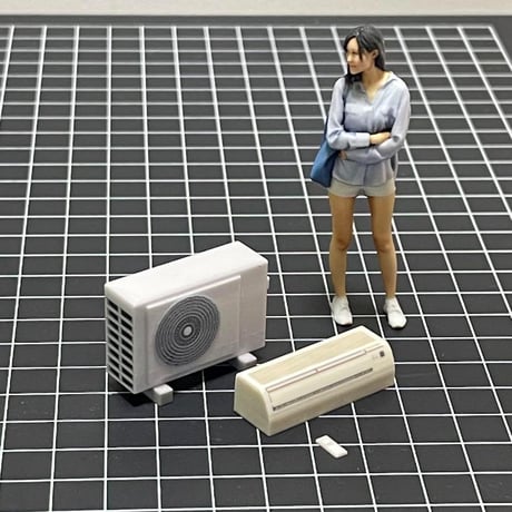 1/24 エアコン＆室外機　フィギュアに　ミニチュア　1/64より大　ジオラマ　ドールハウスに