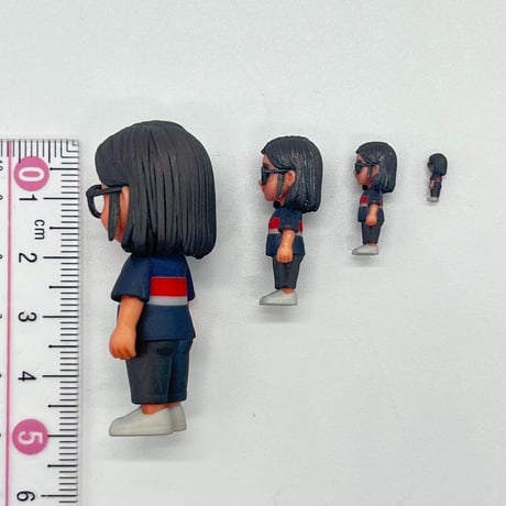 1/24 1/43 1/64 1/150 フィギュア四体　完成品　ミニチュア　AIフィギュア