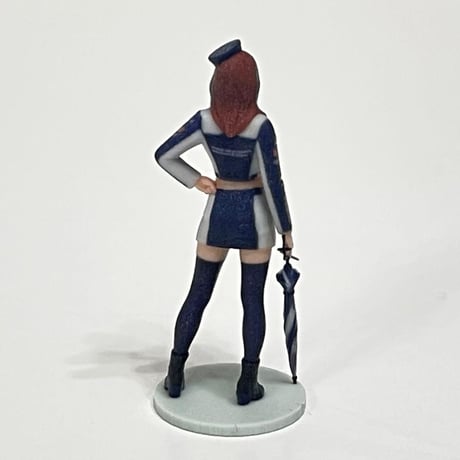 1/43 フィギュア　レースクイーン　青　傘　1/64より大　ミニカーに