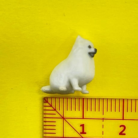 1/18 ポメラニアン白　フィギュア　完成品　ミニチュア　1/64より大