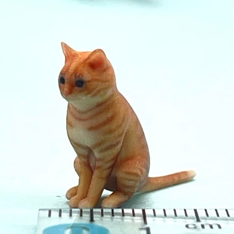 1/18 茶トラ　猫　ねこ　ネコ　フィギュア　完成品　ミニチュア　ドールハウスに