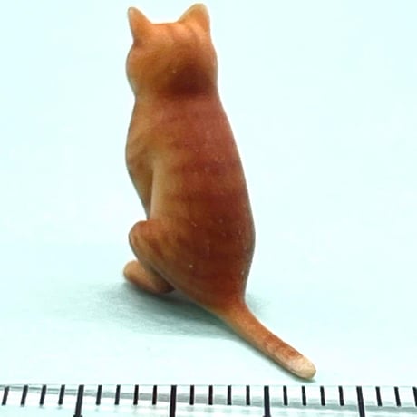 1/18 茶トラ　猫　ねこ　ネコ　フィギュア　完成品　ミニチュア　ドールハウスに