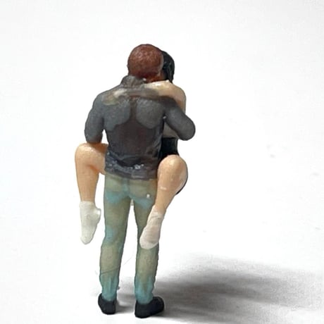 1/64 フィギュア　カップル　完成品　ミニカーに　ジオラマに　ミニチュア