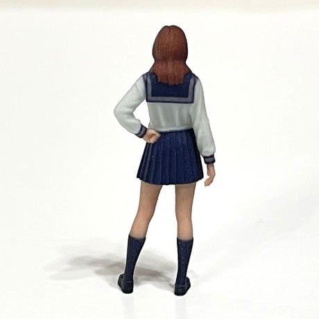 1/64 フィギュア　セーラー服　ミニカーに　トミカに　ジオラマ　ミニチュア