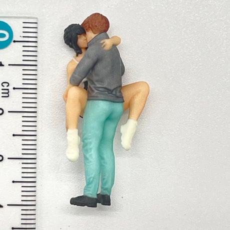 1/43 カップル　フィギュア　完成品　ミニカーに　1/64より大