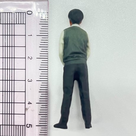 1/32 男子高校生　JHS-001　フィギュア　　1/64より大　ミニチュア