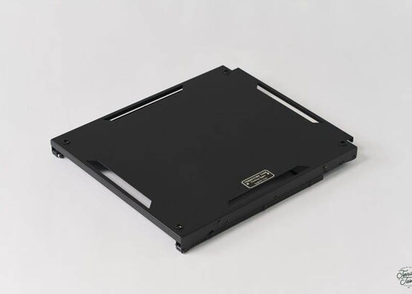 ワタリガラスサイドテーブル RAVEN SIDE TABLE | Territory Task