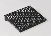 ワタリガラスサイドテーブル RAVEN SIDE TABLE | Territory Task