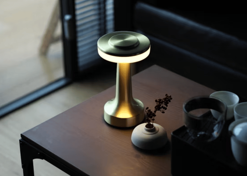 alit：FARO LEDメタルムードテーブルランプ | Territory Task