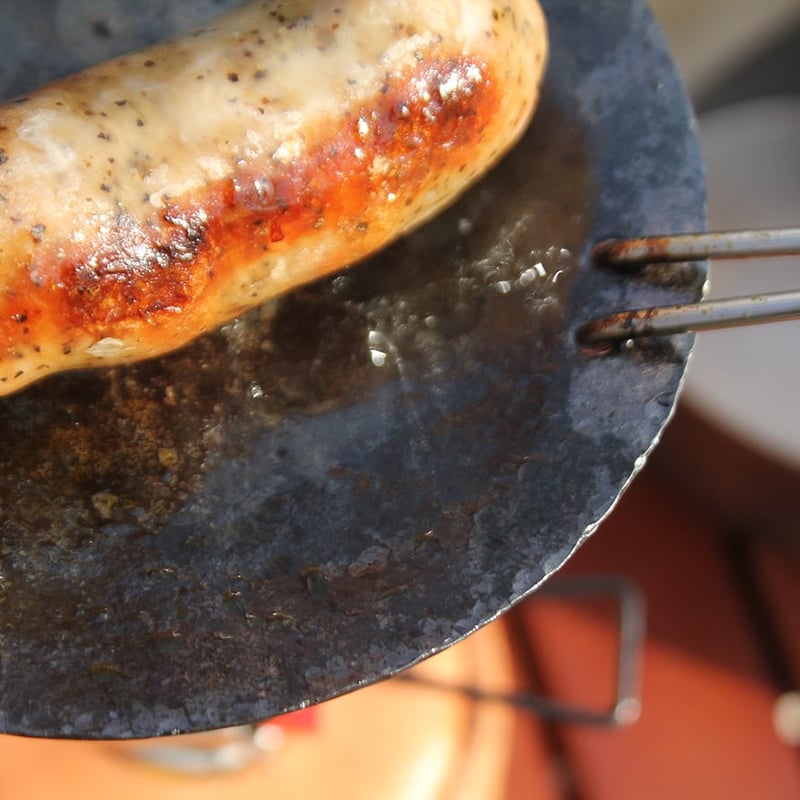 Iron Shop FEATHER PAN | Y's Camp Market