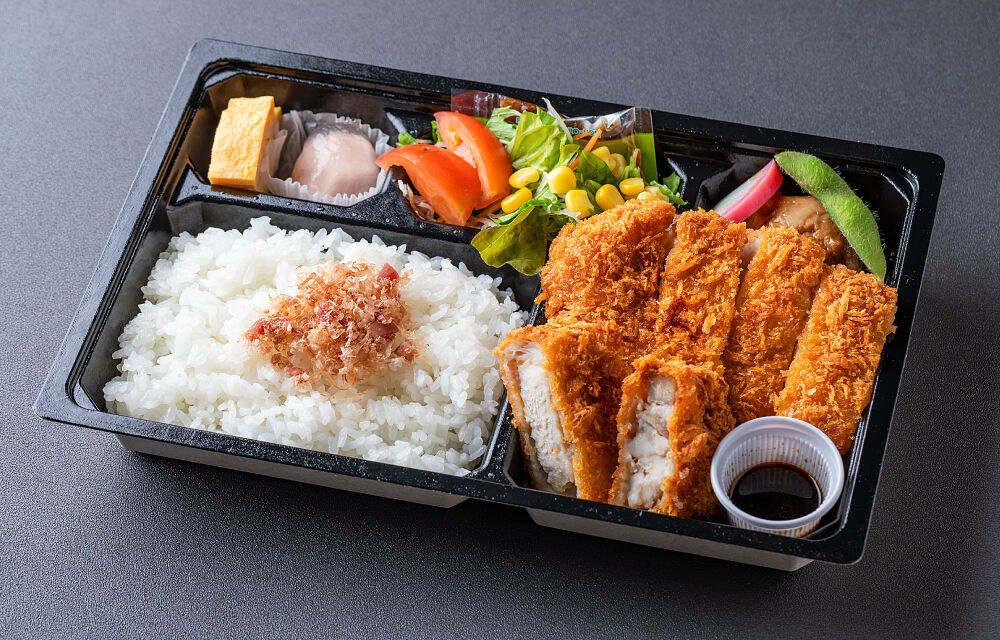 骨董品　茶弁当 fit=scale-down,w=1200