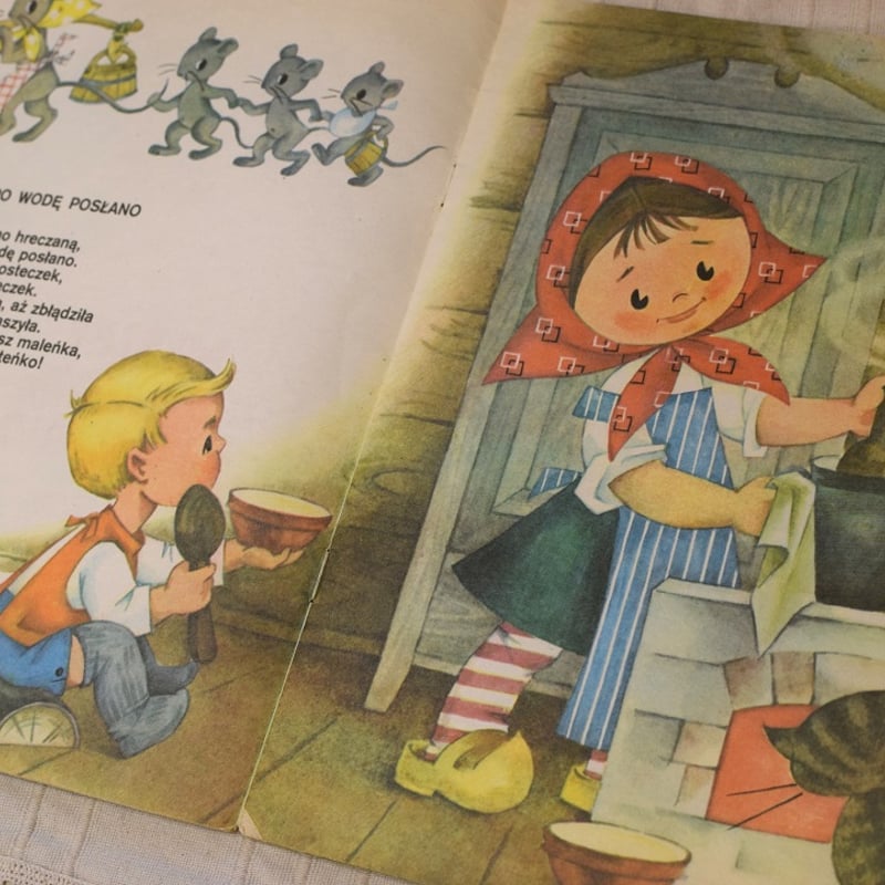 ポーランド】絵本 Myszkę po wodę posłano | kalejdoskop