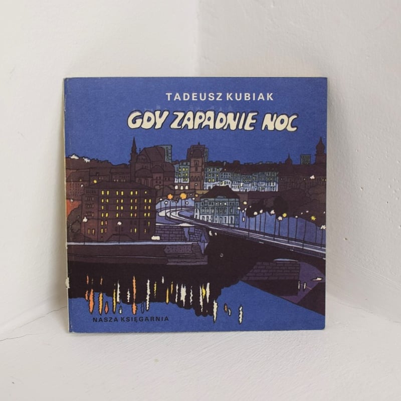 ポーランド】絵本 Gdy zapadnie noc / Tadeusz Kubiak | k