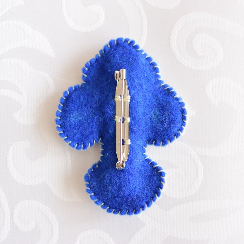 ハンドメイドブローチ 青い十字架 | kalejdoskop