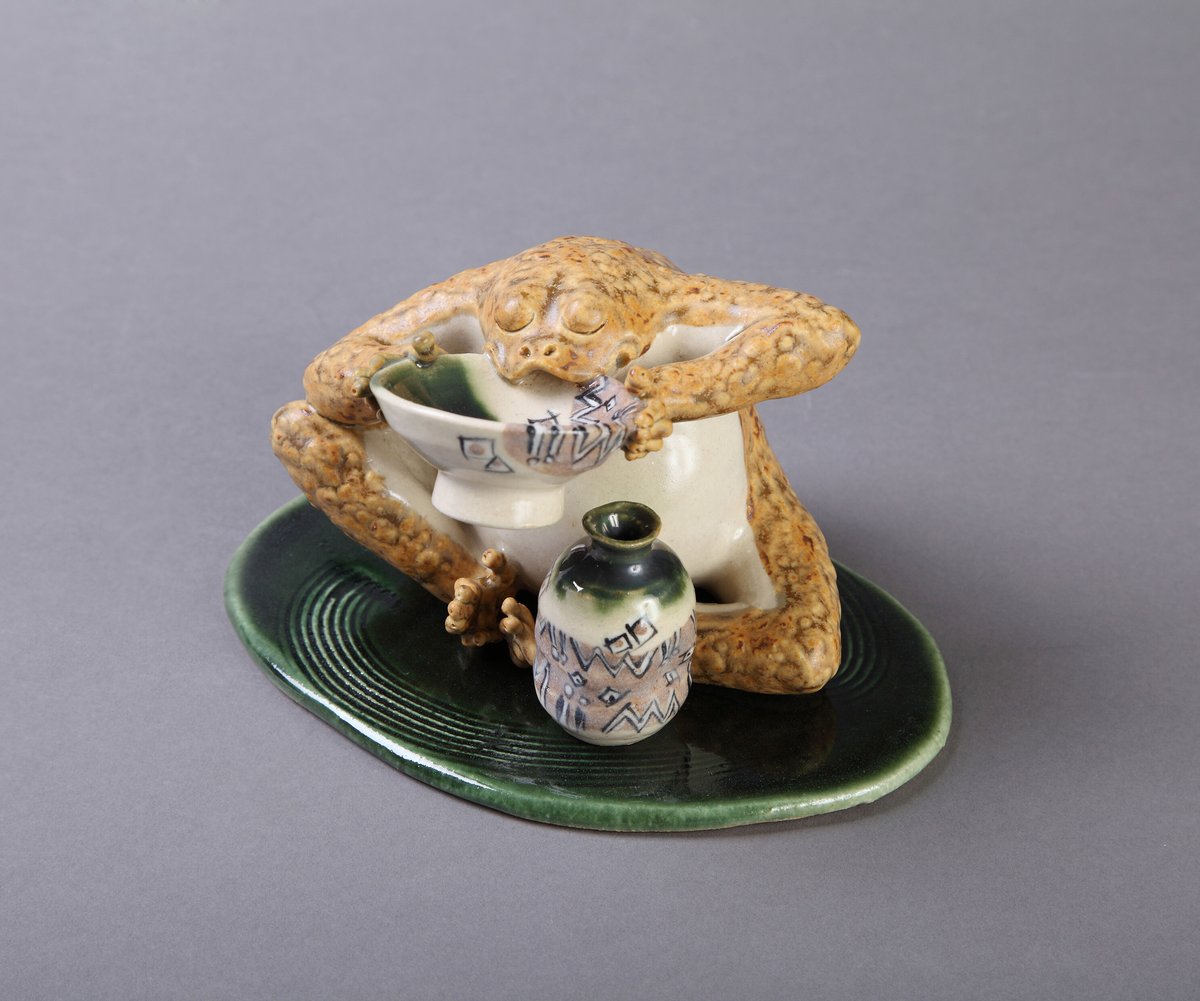 EE403 【堀口五明笑 作】陶彫カエル 蔓提手「釣瓶花入」高19.3cm 共箱