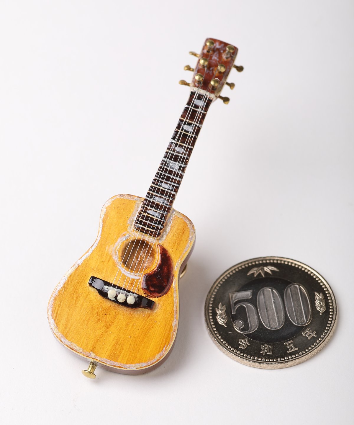 PON　MARTIN D-45　ミニチュアギター模型 PON MARTIN D-45 ミニチュアギター模型 マーティンギターD-45