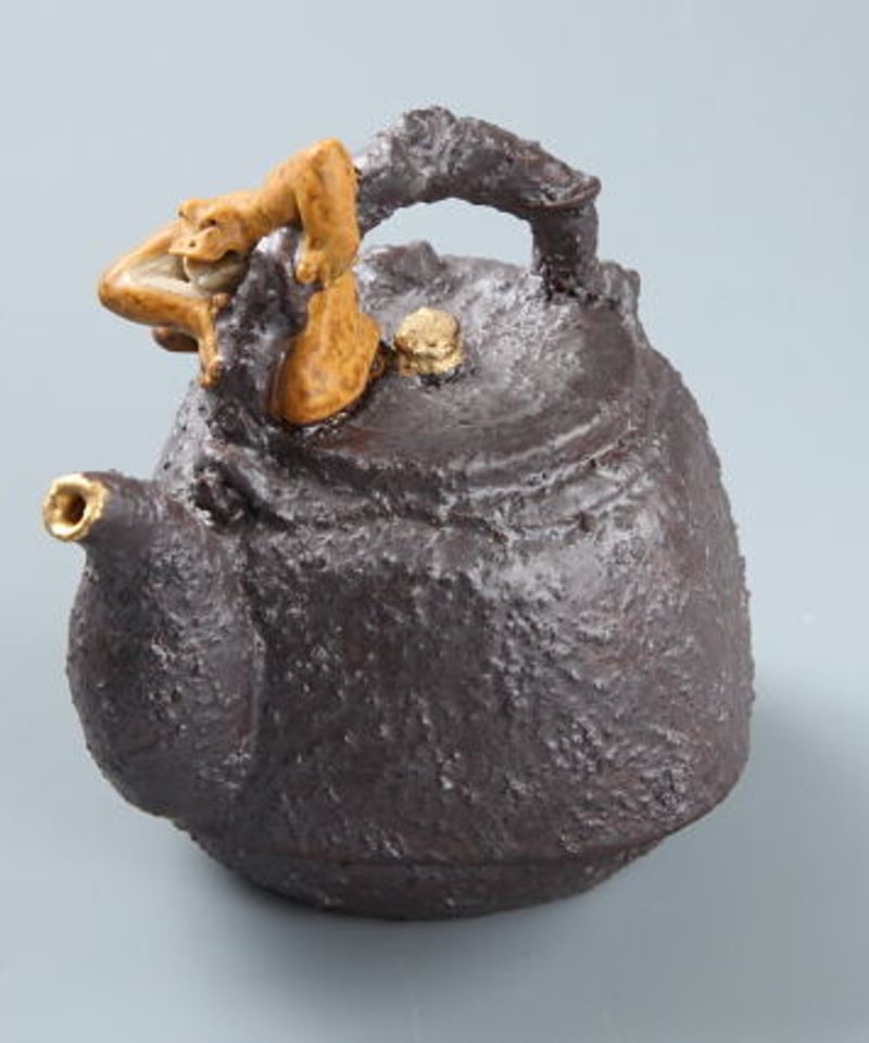 カエルの壺 陶彫カエル「鉄瓶（水滴）」／堀口五明笑 | 人気クラフト作家作品通販