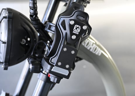 DRINK HOLDER (METAL BLACK)